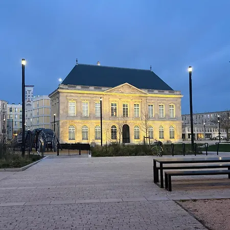 Le Jenner - Magnifique - 1 Ch - Balcon Apartment