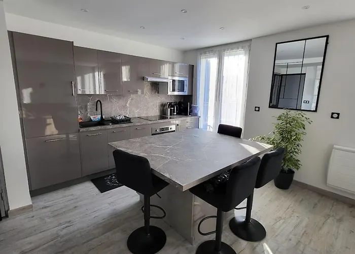 Le Jenner - Magnifique - 1 Ch - Balcon Apartament